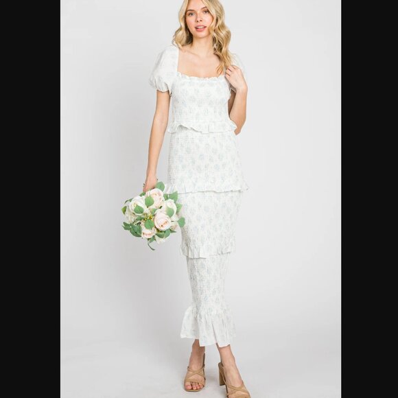 Pinkblush Mable Ada Light Blue Floral Square Neck Smocked Maxi Dress M - Picture 5 of 9